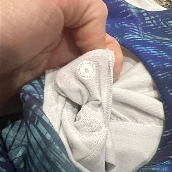 Preloved Lulu Sz 6 Wunder Train Bra Lululemon - Picture 3 of 3